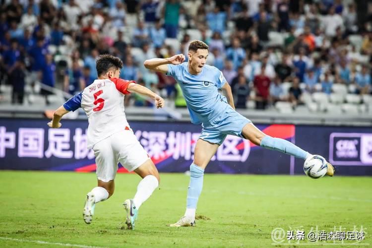 深圳新鹏城3-1击败上海申花:第14轮比赛集锦 深圳新鹏城3-1击败上海申花:第14轮比赛集锦