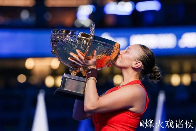 阿尼西莫娃直落两局击败高芙 挺进中网女单决赛